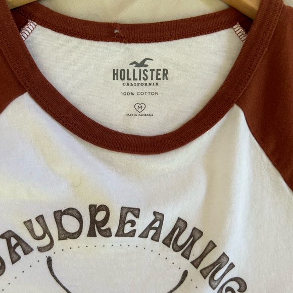 Hollister “Daydreaming” Crop Top - Picture 2 of 5